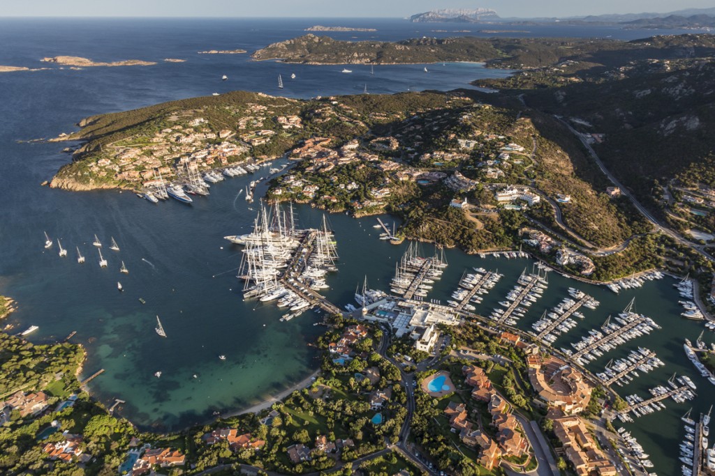 Dockside ambiance in Porto Cervo